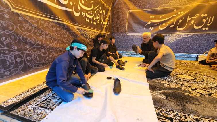 گزارش تصویری ایستگاه استقبال از زائرین پیاده منطقه ۱۰ مشهد، تصویر ۲۹۶